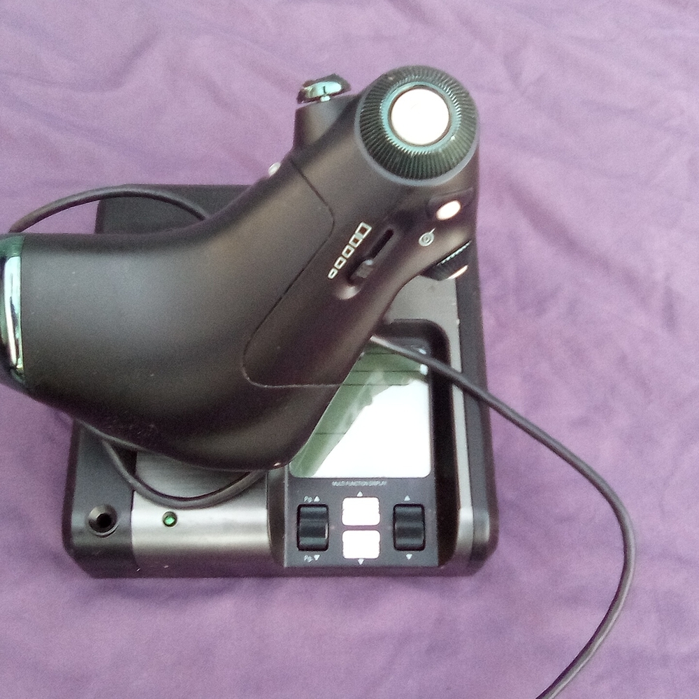 Black Wired Ergonomic Computer Mouse with Charging Dock - Black